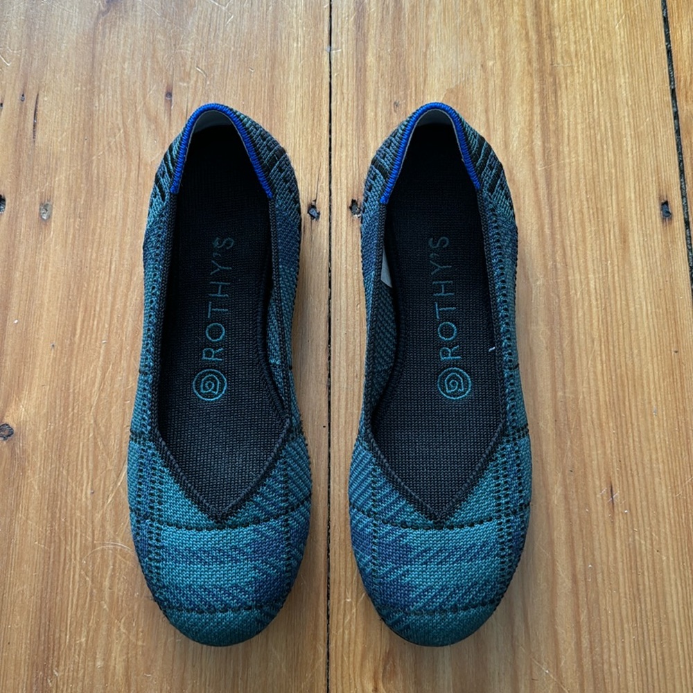 Rothy’s round toe ballet flats
